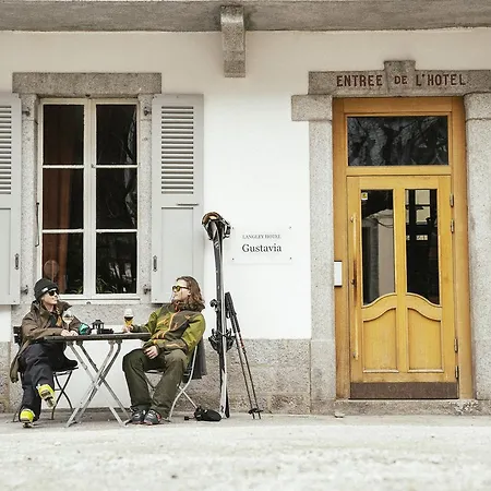 Langley Gustavia 3* שאמוני