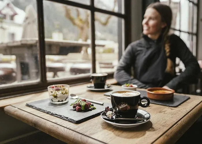 Langley Gustavia שאמוני