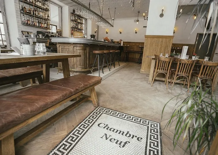 Langley Gustavia שאמוני