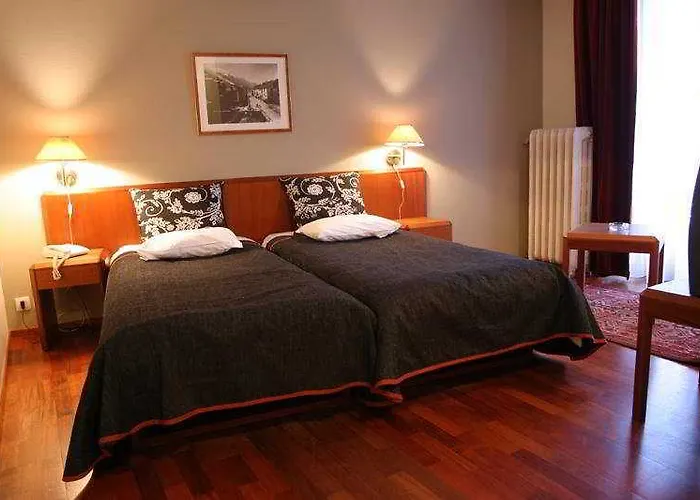 Langley Gustavia Chamonix